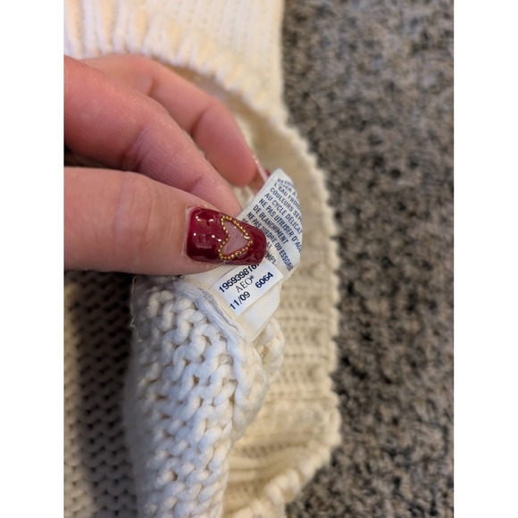 American Eagle Outfitters Cream Cable Knit V-Neck Cotton Sweater Vest M 2009 Y2K - Picture 2 of 4
